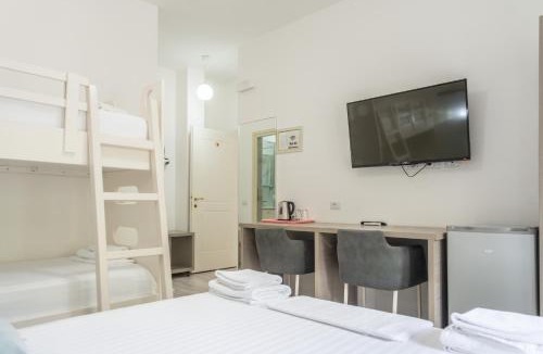 Qazim Pali Hotel | Le Monde 2