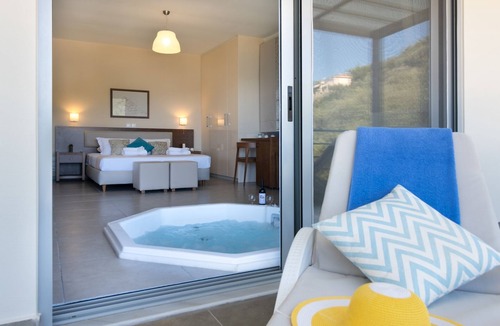 Lygia Resort | Lefkada sea view apartment with private hot tub