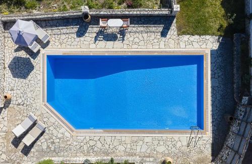 Vavkeri Villa | Lefkada Villas by Omikron Selections