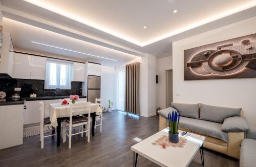 Qafe e Gjashtes Apartment | Lekursi Penthouse Sarande