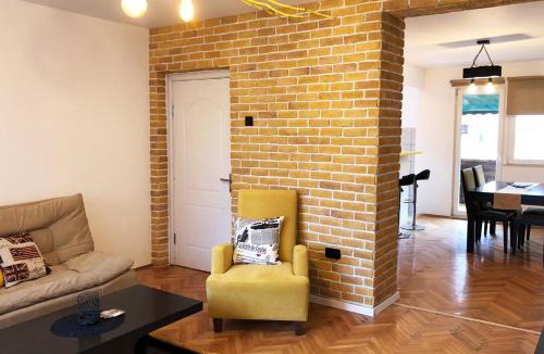 Matiçan Apartment | Lemon Tree Apartment