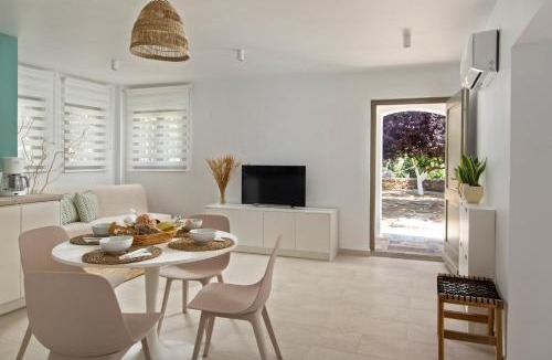 Andros Town House | Lemoni House