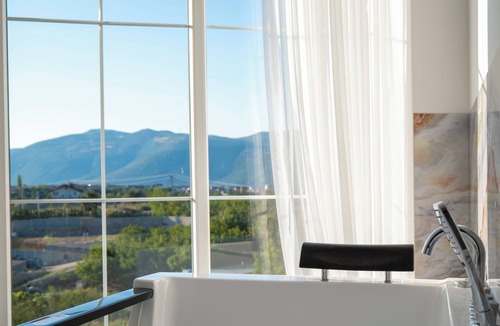 Kukes County Hotel | Leo Hotel
