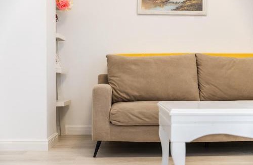 Blloku Apartment | Leo's Garden View Apartment