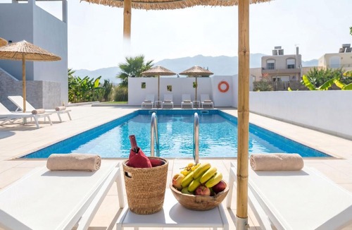 Zipari Villa | Lilu Villa 2 with Private Pool and Seaview