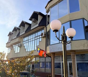 Dushanovë Hotel | Lindi Premium Hotel