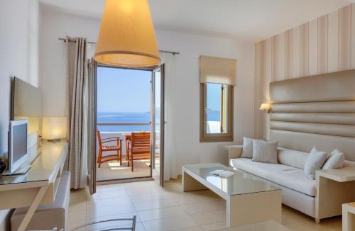 Agios Ioannis Hotel | Lithos by Spyros & Flora