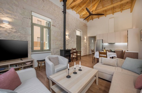 Halepa House | Lithos Residence
