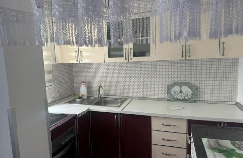 Bajram Curri Apartment | Little Alps Retreat
