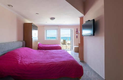 Korithion Apartment | LIVAS Corinth Seaside Family Apartment