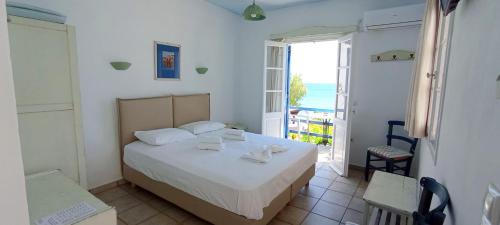 Platis Gialos Hotel | Lodge Narlis