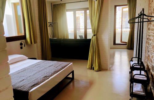 Chios Town Apartment | Loft in Aplotaria