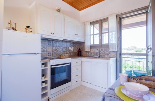 Vasilikos Apartment | Loggos Summer House - Upper Floor Apartment