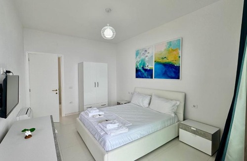 Dhermi Villa | London Villa Olea Residence Drimades