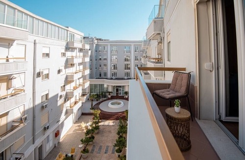 Durres Apartment | Lovely 2-bedroom apartment with sea view in Durrës