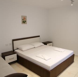 Shengjin Apartment | Low Cost Hotel Kosova