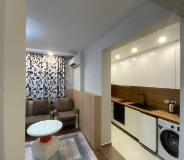 Vaqarr Hotel | Luander Hotel
