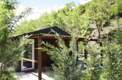 Tirana Cabin | Lugina e Shengjergjit ,Bujtinat
