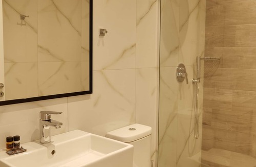 Qafe e Gjashtes Hotel | Lumi Hotel