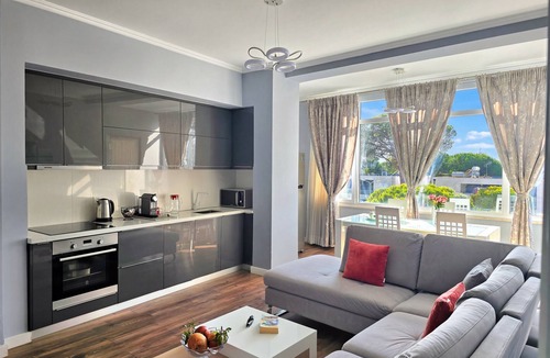 Ishem Apartment | Lura 2 Holiday Homes 215