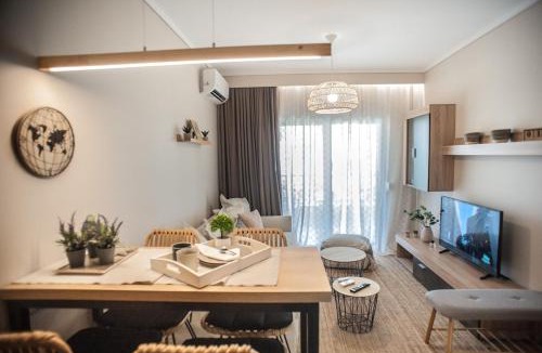 Neoi Epivates Apartment | Luxurious apartment, less than 60 m from the sea!