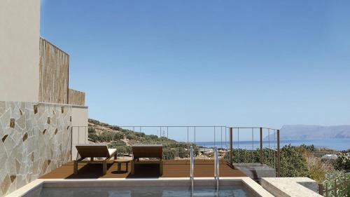 Kaliviani House | Luxurious stone cave with pool and sea view