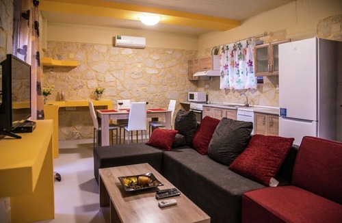 Bali Villa | Luxurious Villa in Bali Crete with Private Pool