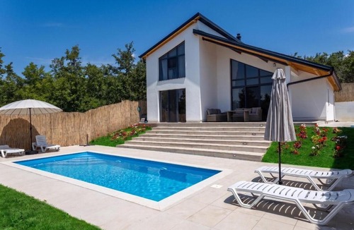 Kolovicë Villa | Luxurious Villa - Mramor