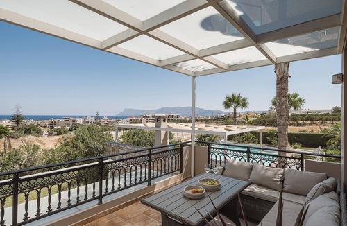 Kissamos Villa | Luxurious Villa with sensational view of Cretan Sea