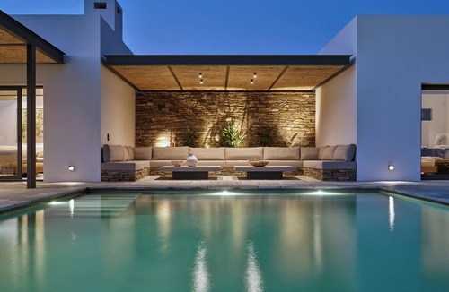 Agios Romanos Villa | Luxury 5 bedroom villa