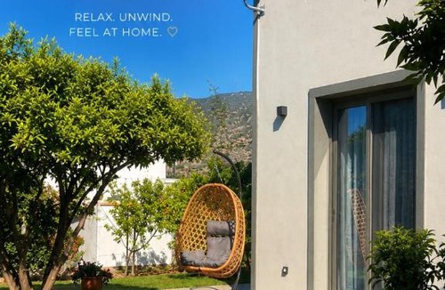 Petra House | Luxury apartments Stavroula