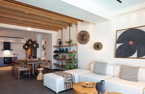 Rethymno Villa | Luxury Beachside Living, a Step Away from Beach!