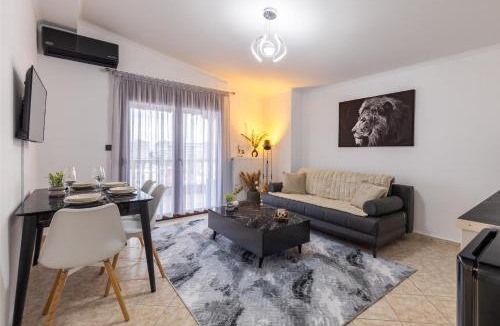 Xanthi Apartment | Luxury Central Apartment 2