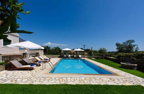 Dassia Villa | Luxury Corfu Villa Villa Lemonia Private Pool