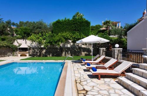 Dassia Villa | Luxury Corfu Villa Villa Lemonia Private Pool