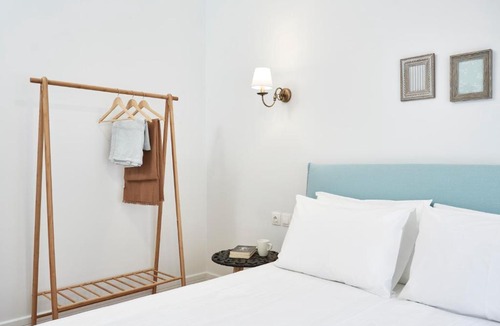 Mousio Apartment | Luxury n Chic Athens Museum Apt