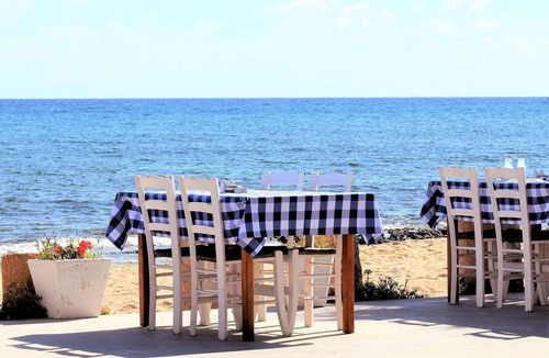 Naxos Town Villa | Luxury Naxos Suites | Superior Apartment with Balcony | Steps Away from