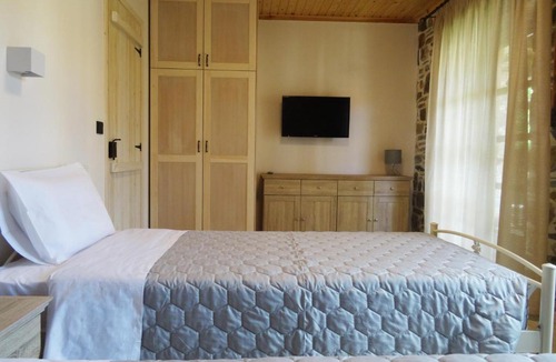 Nikita Villa | Luxury stone villa in Nikiti