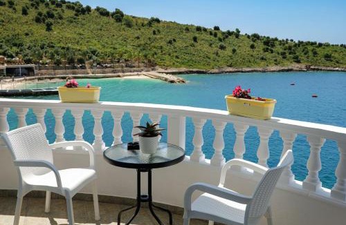 Sarande Hotel | Luxury Villa Alisja Sarande with Private Beach