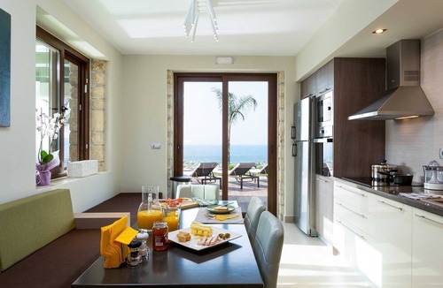Kissamos Villa | Luxury Villa Emilia with a heated pool