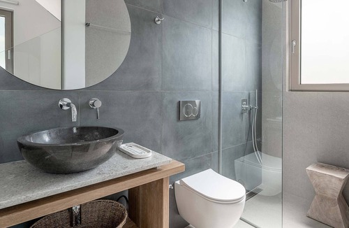 Tavronitis Villa | Luxury Villa surrounded by nature I Close to the sea