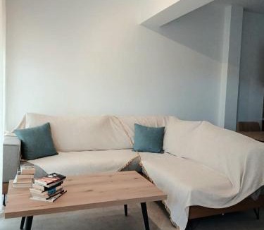 Mytikas House | Lygonis White Houses
