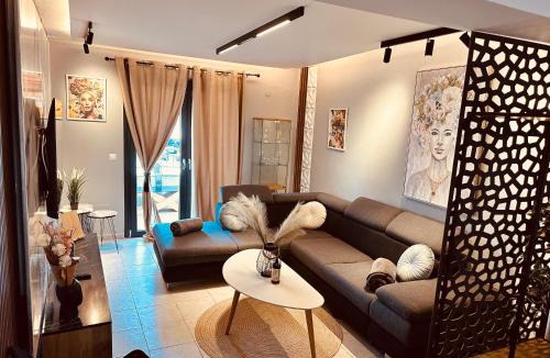 Ampelokipoi-Menemeni Apartment | M Boutique Apartments