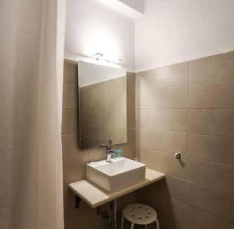 Livadi Hotel | Maistrali