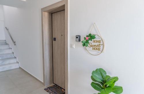 Decentralized Administration of Macedonia and Thrace Apartment | Maki's Stay