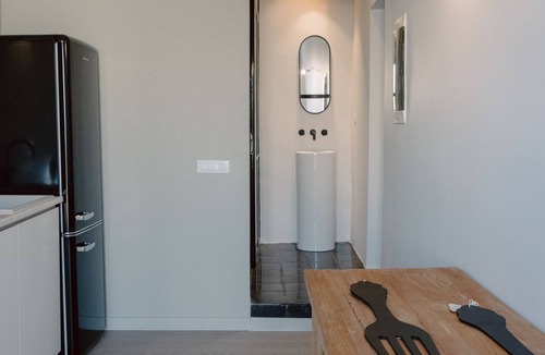 Ermoupoli Apartment | Maltese Cross Domino Syros