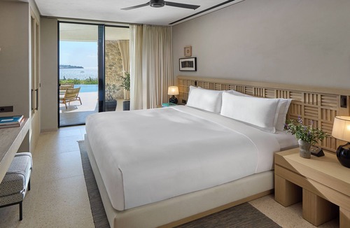 Pylos-Nestoras Hotel | Mandarin Oriental, Costa Navarino