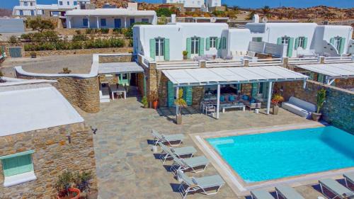 Paraga Villa | Mando Pool Villas w Sea Views - Five Bedrooms