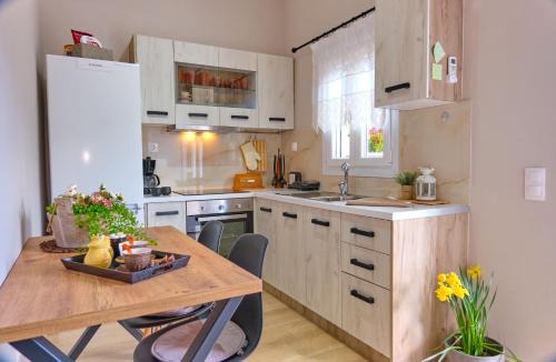 Pelekito Apartment | Mandola Studio Perithia Corfu