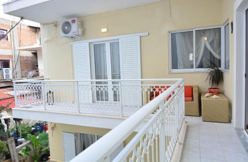 Xylokastron Apartment | Mara's Apartments